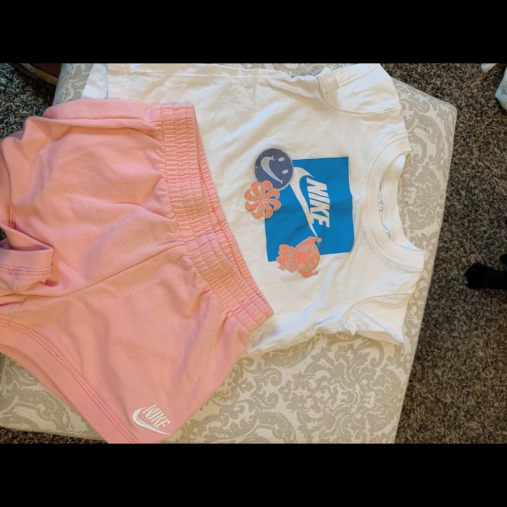Infant Nike outfit